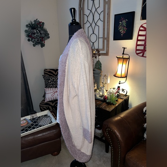 Long Cardigan - Picture 2 of 5